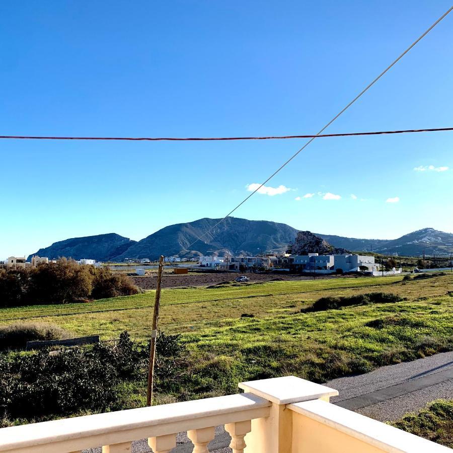 Anna's Vila Monolithos